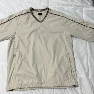 IZOD beige shirt pullover with pockets